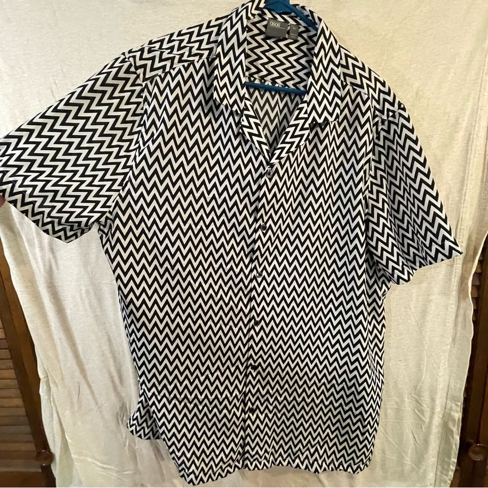 Chevron Black and White Button Up Shirt